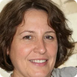 Amber Fontaine - Head of Customer Support